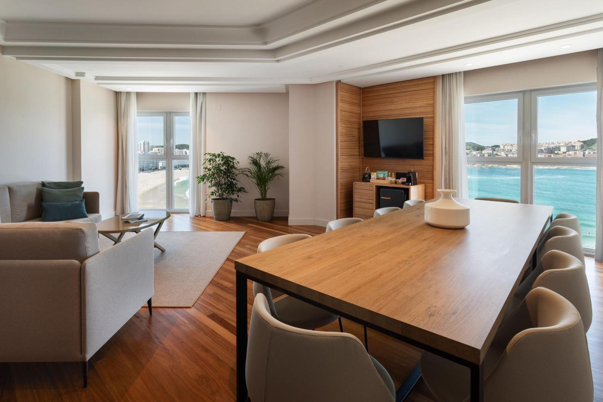 Suite Dúplex Presidencial con vistas al mar